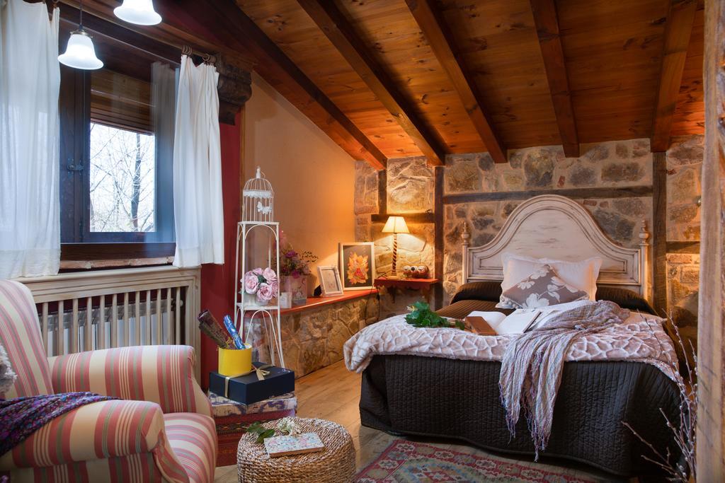 Casa Rural La Casa Del Bosque Наваконсехо Экстерьер фото