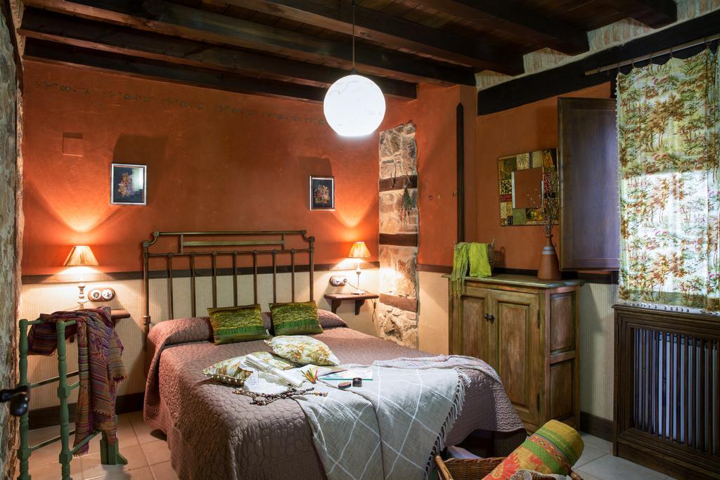 Casa Rural La Casa Del Bosque Наваконсехо Экстерьер фото